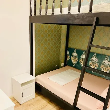 Grand Royal Old Town Apartment *