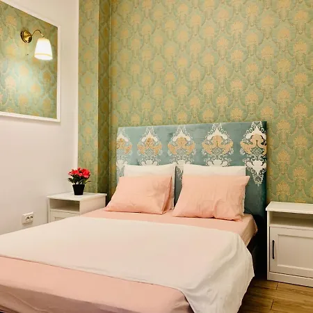 Grand Royal Old Town Apartment *