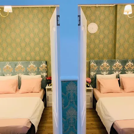 Grand Royal Old Town Apartment