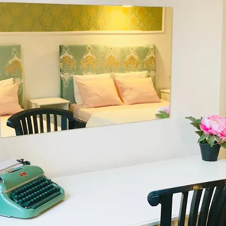 Grand Royal Old Town Apartment