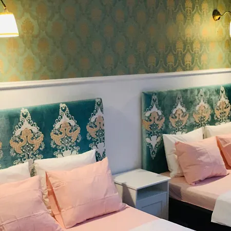 Appartamento Grand Royal Old Town *