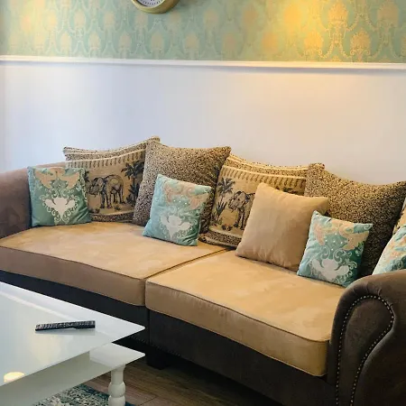 Appartamento Grand Royal Old Town *